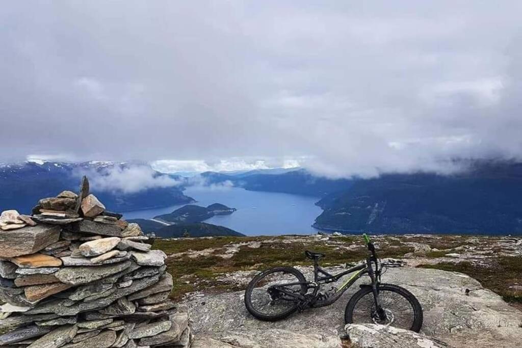 Nordfjordcabins Utvik Екстериор снимка